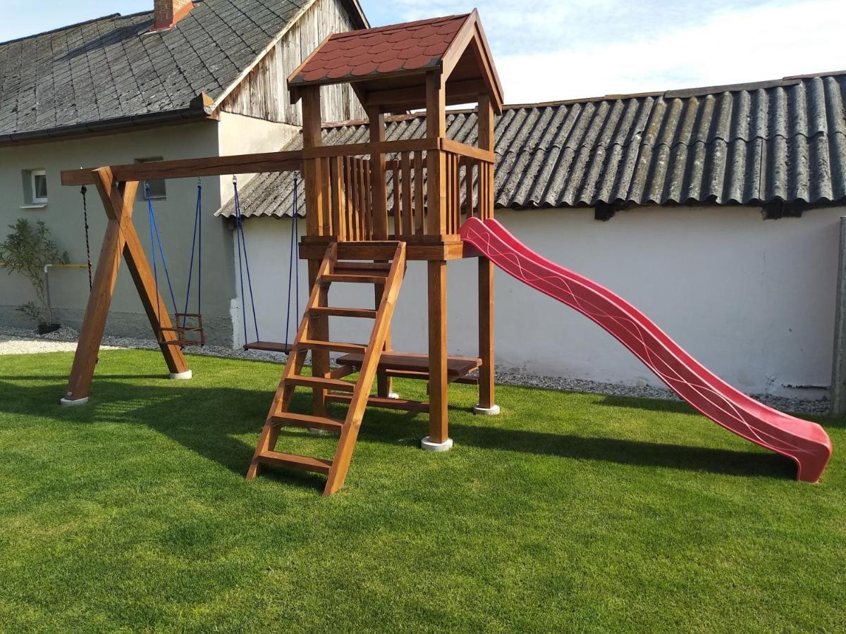 Villa Cuba Veľký Meder Exteriér fotografie
