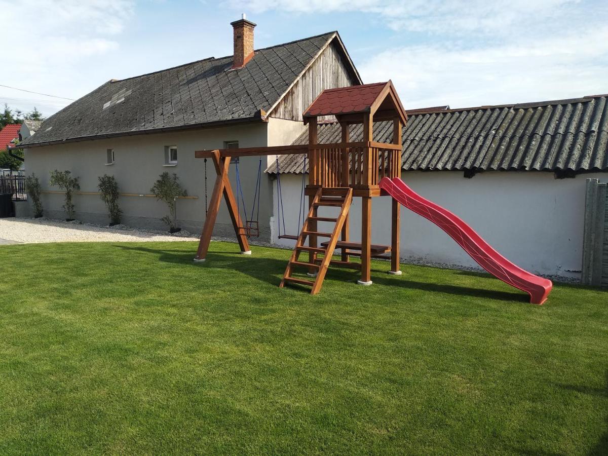 Villa Cuba Veľký Meder Exteriér fotografie